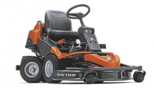 R 418Ts AWD, exkl.klippaggregat Kawasaki FS Twin i gruppen Husqvarna / Åkgräsklippare hos Mera Maskin Göteborg Aktiebolag (967 29 20-01)